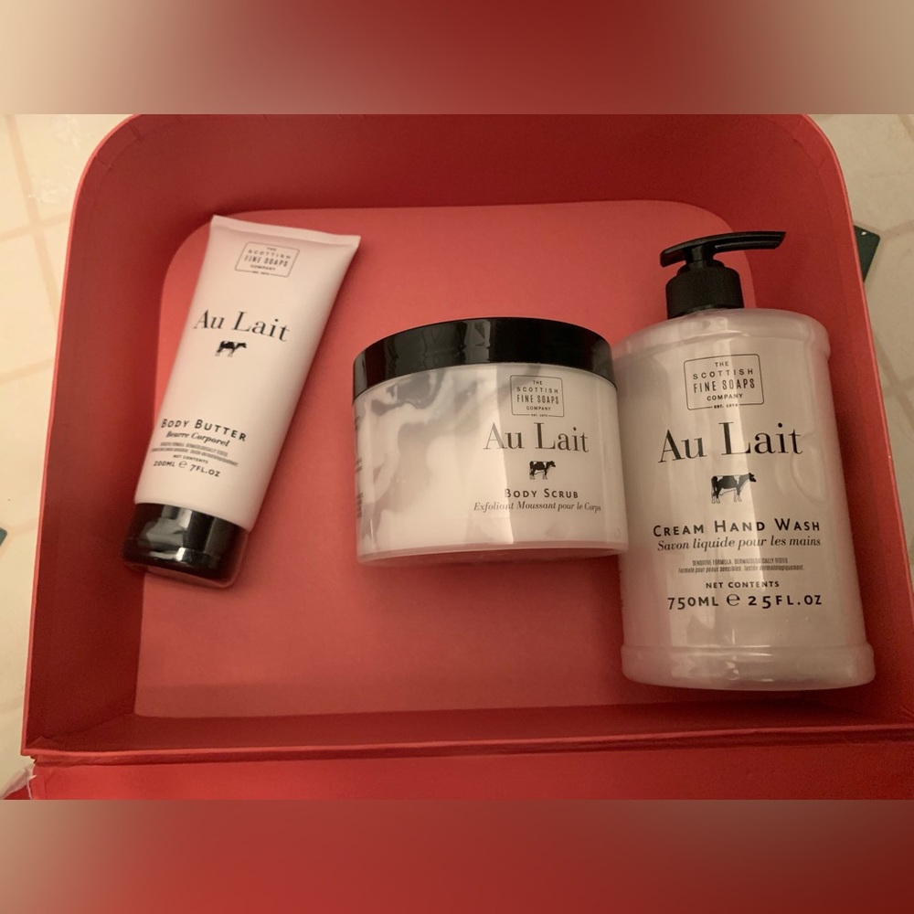NEW AU LAIT 3 PIECE SET